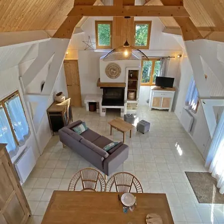 Semesterbostad En Bois Cosy En Foret, Ideal Pour Couple - Fr-1-497-213