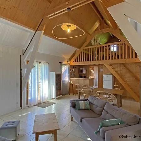 En Bois Cosy En Foret, Ideal Pour Couple - Fr-1-497-213 Semesterbostad *