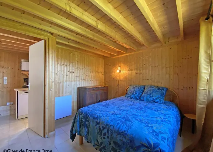 En Bois Cosy En Foret, Ideal Pour Couple - Fr-1-497-213 * Chaumont (Orne)